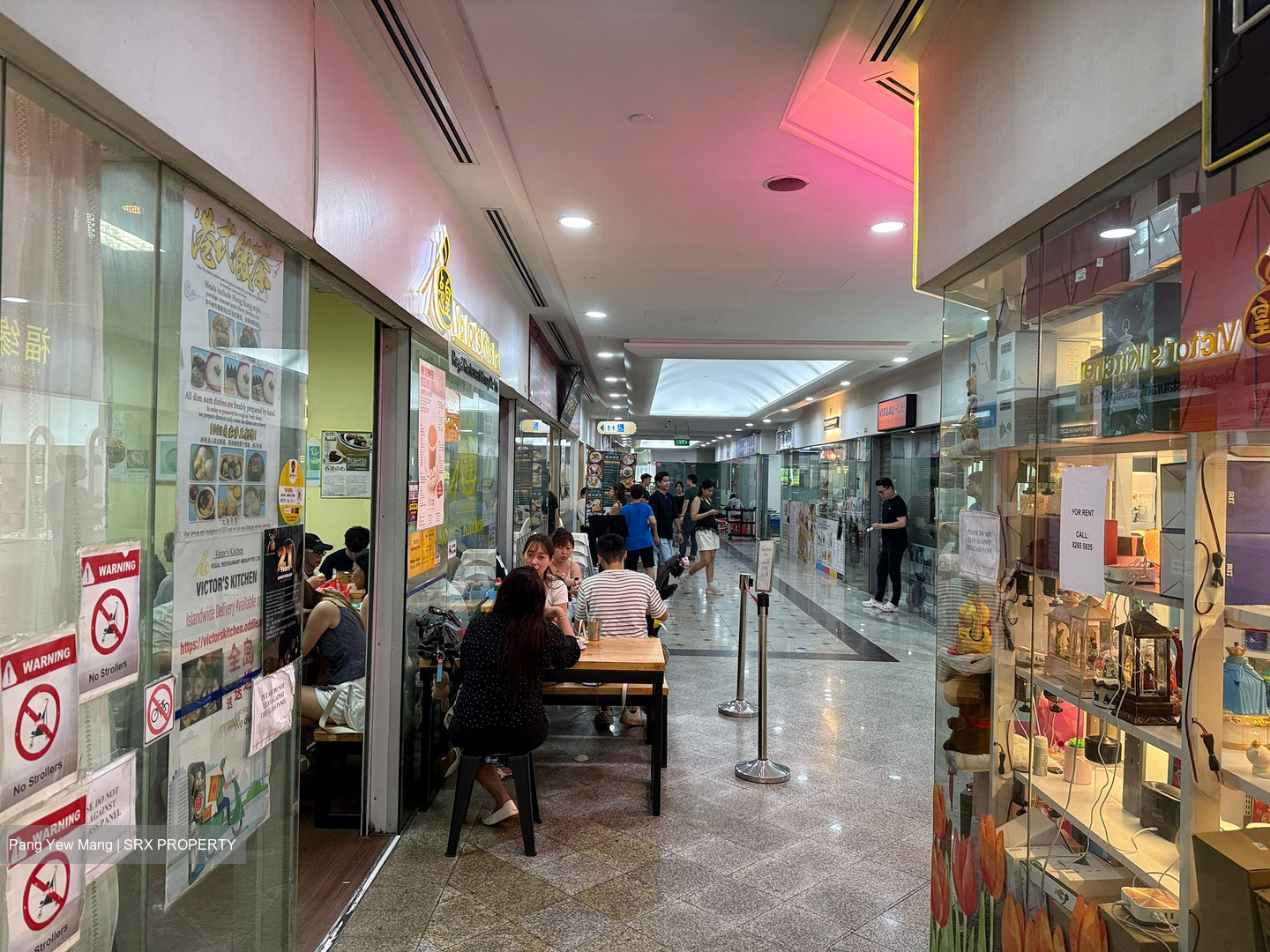 Sunshine Plaza (D7), Retail #624143111